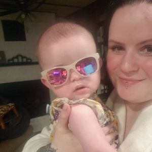 Meet your Posher, Christine